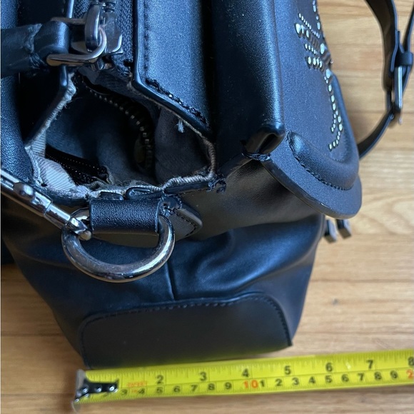 Guess Black Leather Handbag. Great Condition. - Picture 10 of 12